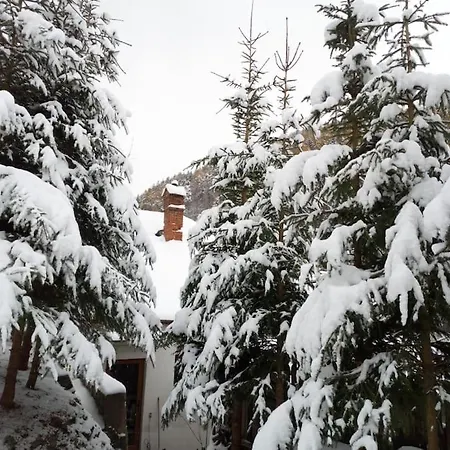 Casa Iulia Tatil Evi